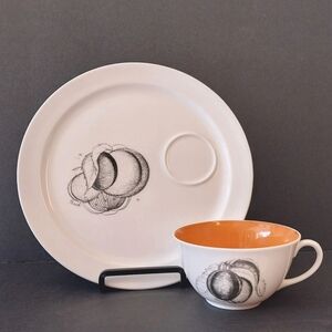 Susie Cooper Black Fruit Tea Cup and Snack Plate-Black Fruit - Peach